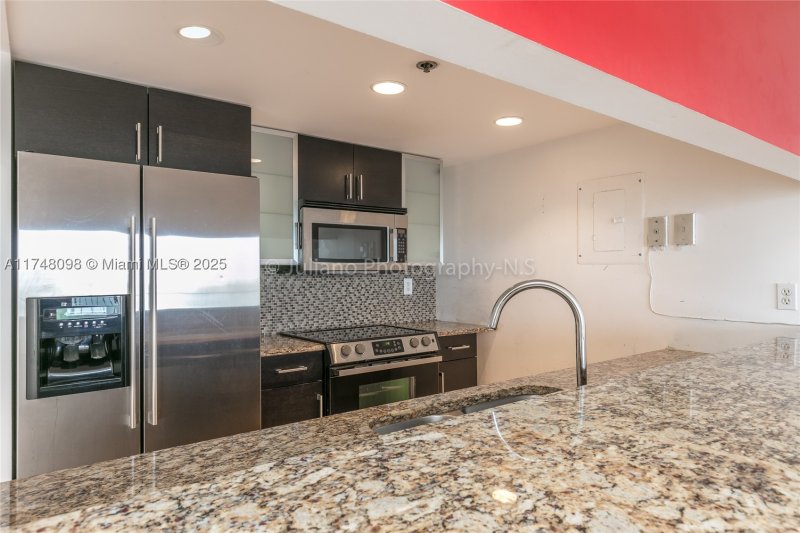 Comprar apartamento en Grandview Palace 1108