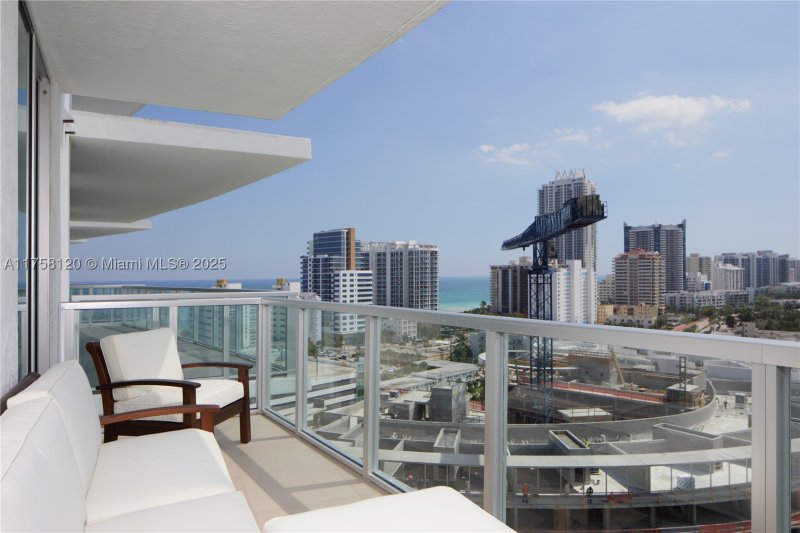 Apartment for rent at Eden House Condo PH5