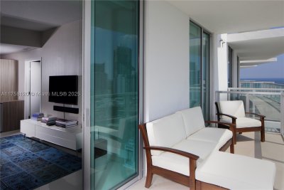 Alquiler de apartamento en Eden House Condo PH5