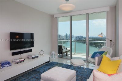 Alquiler de apartamento en Eden House Condo PH5