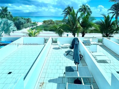 Comprar apartamento en Castle Beach Club TH-11