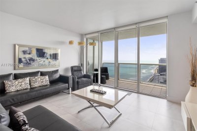 Alquiler de apartamento en Beach Club Two 4705