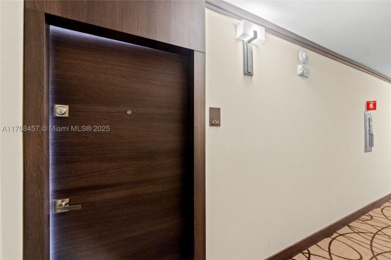 Condo for sale at Waterview 434