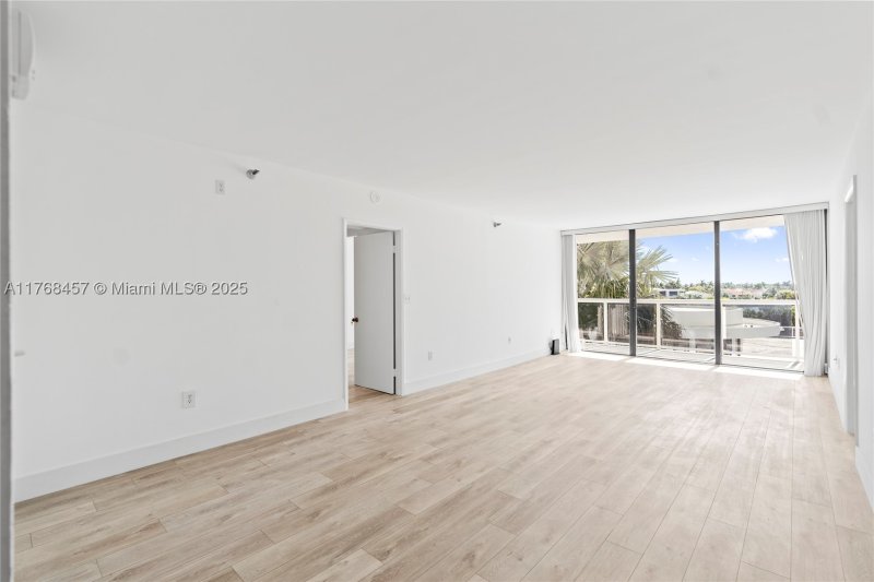 Condo for sale at Waterview 434