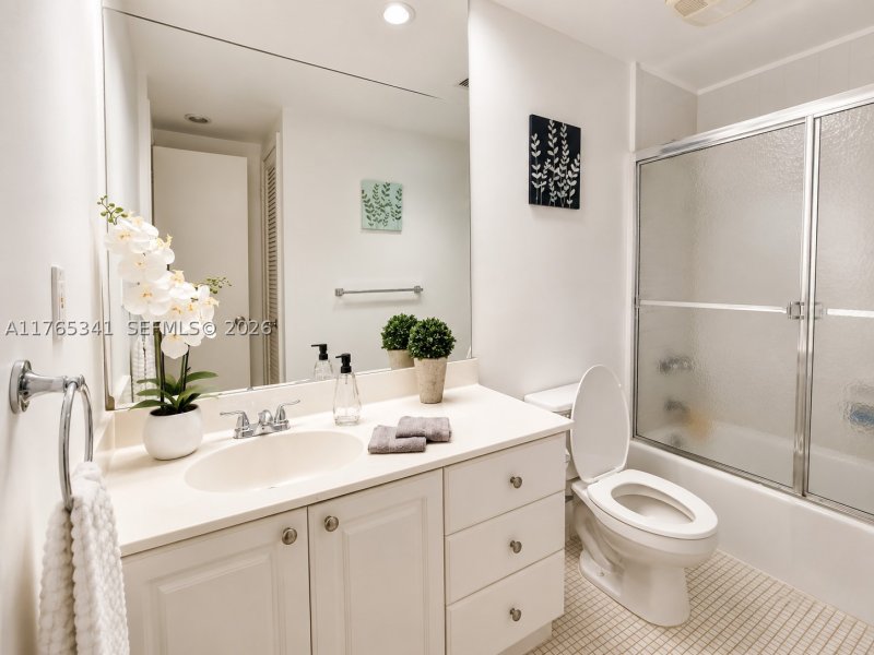 Comprar apartamento no Ocean View 312