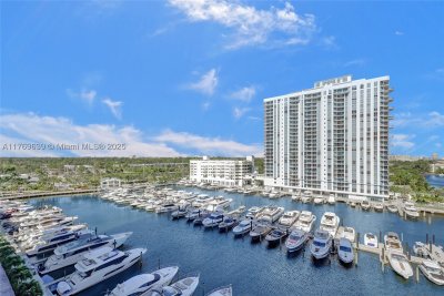 Marina Palms Yacht Club