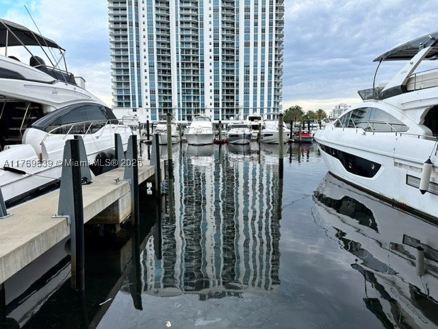 Condo for sale at Marina Palms Yacht Club