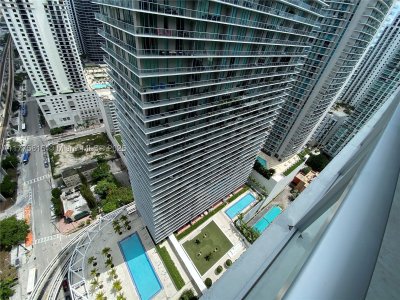 Comprar apartamento no Axis on Brickell South Tower 3810-S