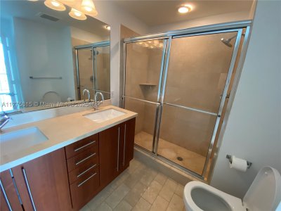 Comprar apartamento no Axis on Brickell South Tower 3810-S