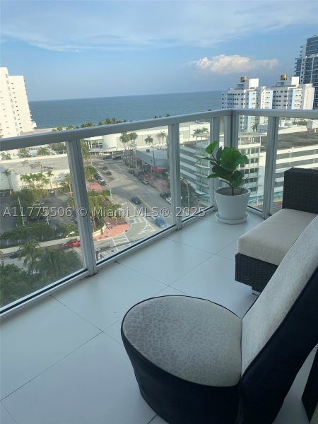 Condo for sale at Eden House Condo 1201