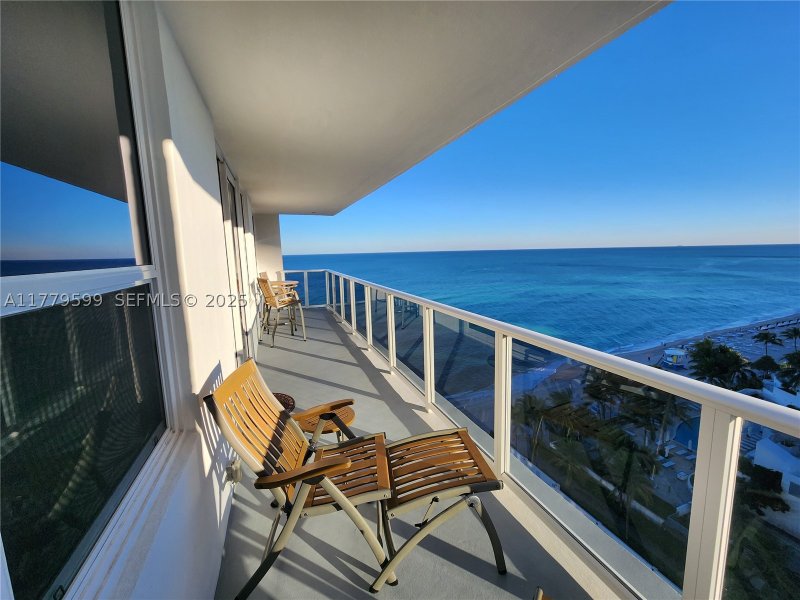 Apartment for rent at Alexander Towers 1214