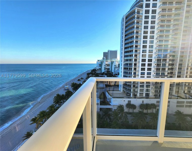 Apartment for rent at Alexander Towers 1214