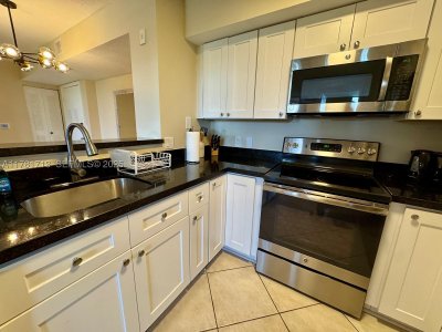 Alquiler de apartamento en Turnberry On The Green 9503