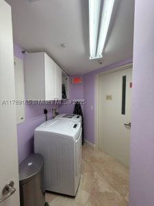 Aluguel de apartamento no Ocean Three 2804