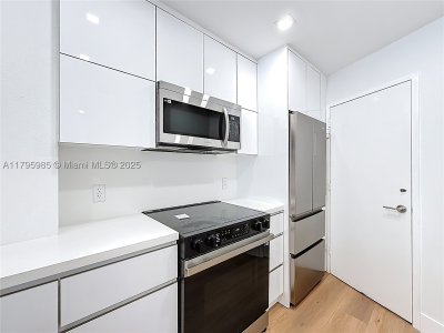 Comprar apartamento en Triton Towers 1218