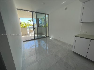 Comprar apartamento no Turnberry Ocean Club Cabana 12