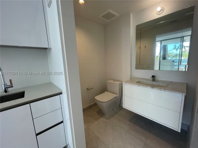 Comprar apartamento no Turnberry Ocean Club Cabana 12