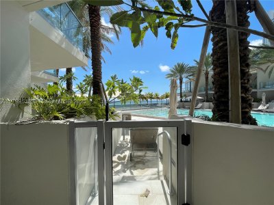 Comprar apartamento no Turnberry Ocean Club Cabana 12