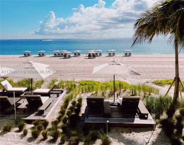 Comprar apartamento no Turnberry Ocean Club Cabana 12