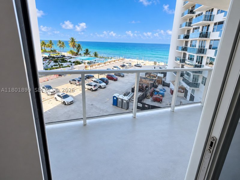 Condo for sale at Parker Dorado 403