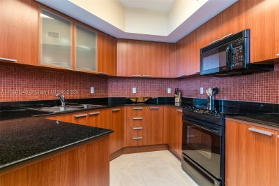 Comprar apartamento no La Perla 3401