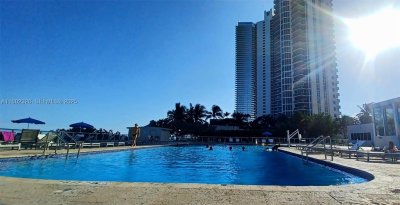 Comprar apartamento no Aventura Beach Club 1105