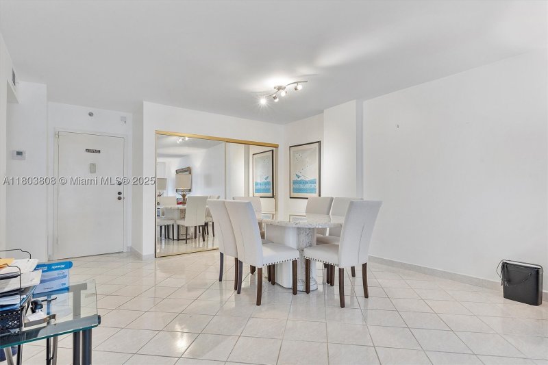 Comprar apartamento en 9500 Oceans Condo 1002