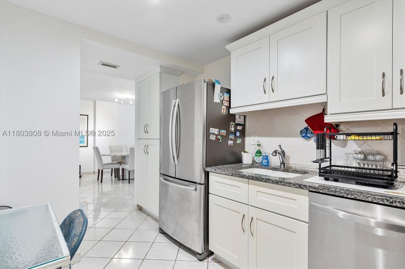 Comprar apartamento en 9500 Oceans Condo 1002