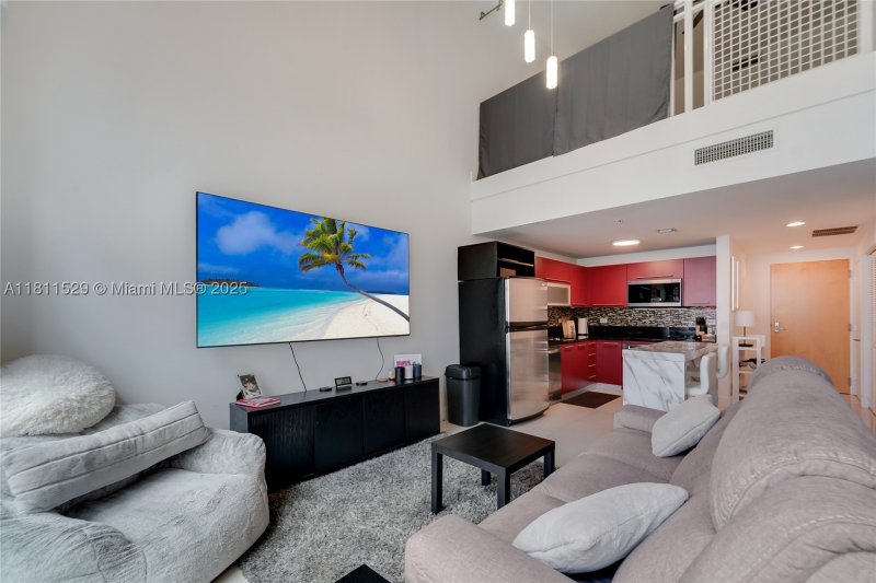 Condo for sale at Vizcayne Everglades On The Bay 644
