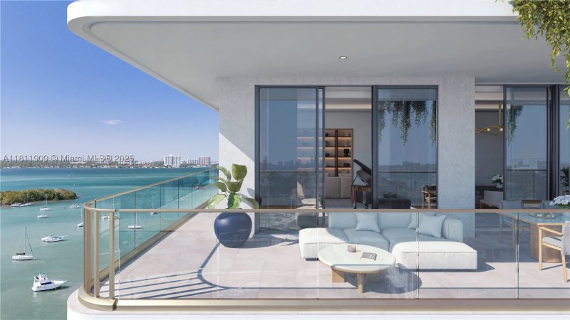 Comprar apartamento en 360 Condo Marina Residences East PH-2002