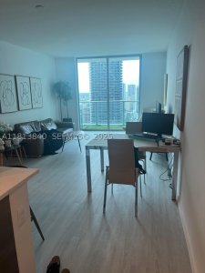 Comprar apartamento no 1100 Millecento 3607