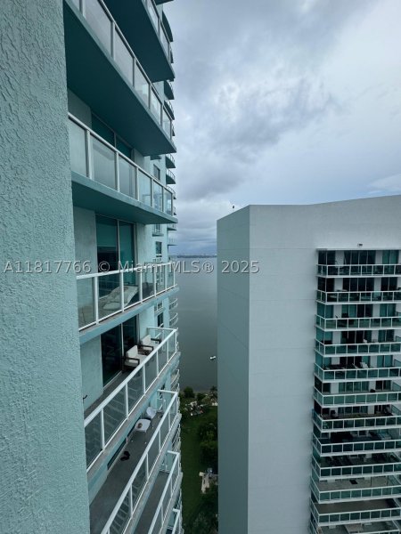 Condo for sale at Quantum 3909