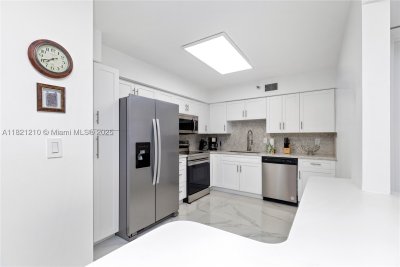 Comprar apartamento en Mystic Pointe 500 2108