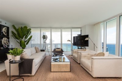Aluguel de apartamento no Beach Club Two 2801
