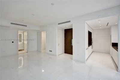 Aluguel de apartamento no Aston Martin Residences 505C