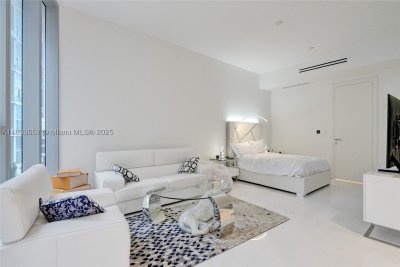 Aluguel de apartamento no Aston Martin Residences 505C