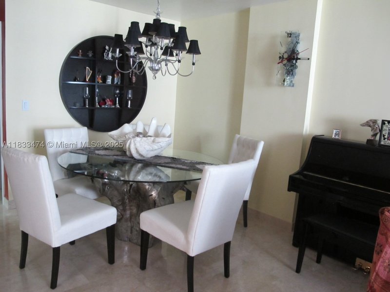 Apartment for rent at Parker Tower 1207