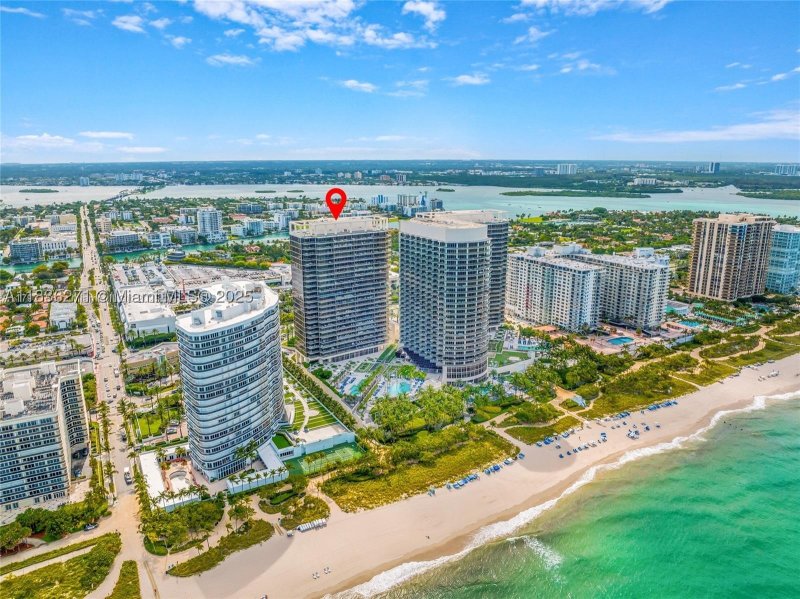 Condo for sale at St Regis Bal Harbour South 802S
