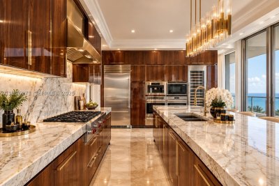 Comprar apartamento en St Regis Bal Harbour South 802S