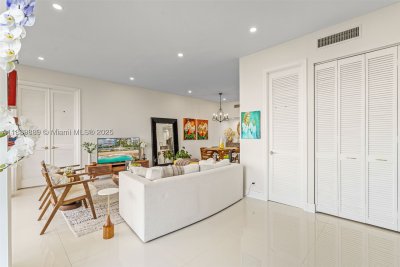 Comprar apartamento en Coronado I PH38