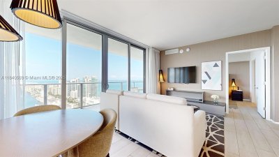 Hyde Beach House Apt #T3802