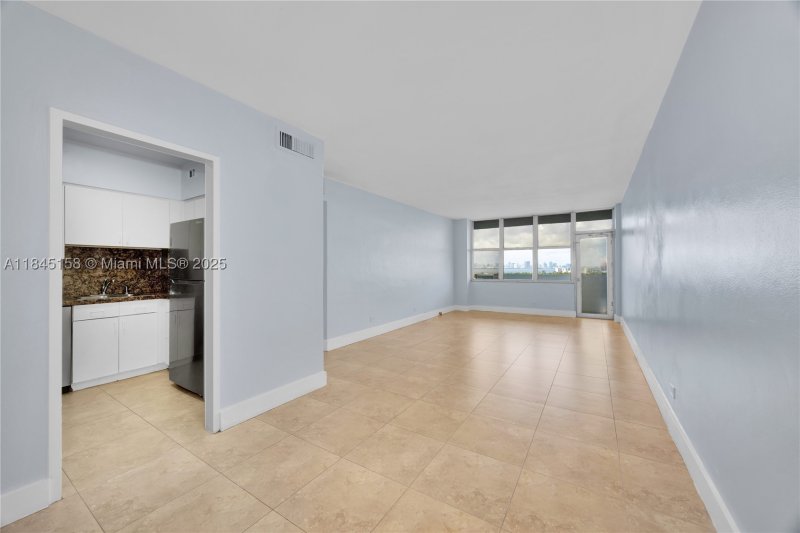 Condo for sale at Parkview Point 15E