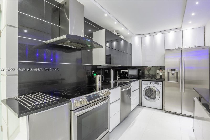 Apartment for rent at Aquasol 5S