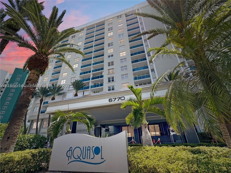 Apartment for rent at Aquasol 5S