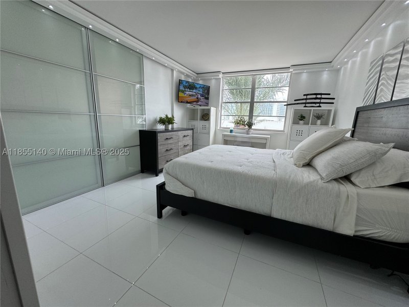 Apartment for rent at Aquasol 5S