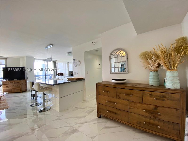 Condo for sale at Mystic Pointe 500 3014
