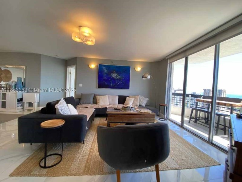 Condo for sale at Mystic Pointe 500 3014