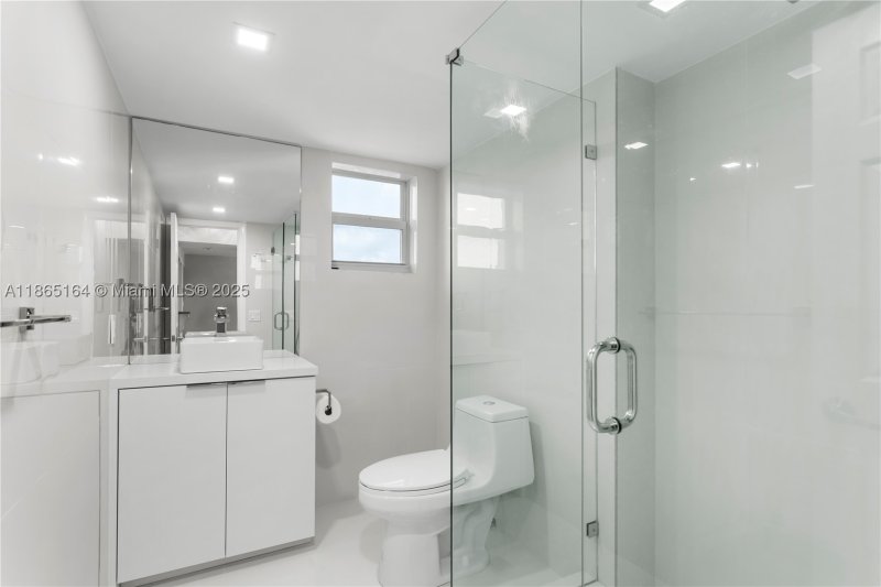 Condo for sale at Grenoble at Quadomain 1203