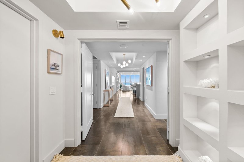 Condo for sale at Las Olas Beach Club 1501
