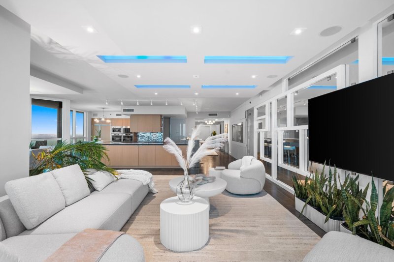 Condo for sale at Las Olas Beach Club 1501